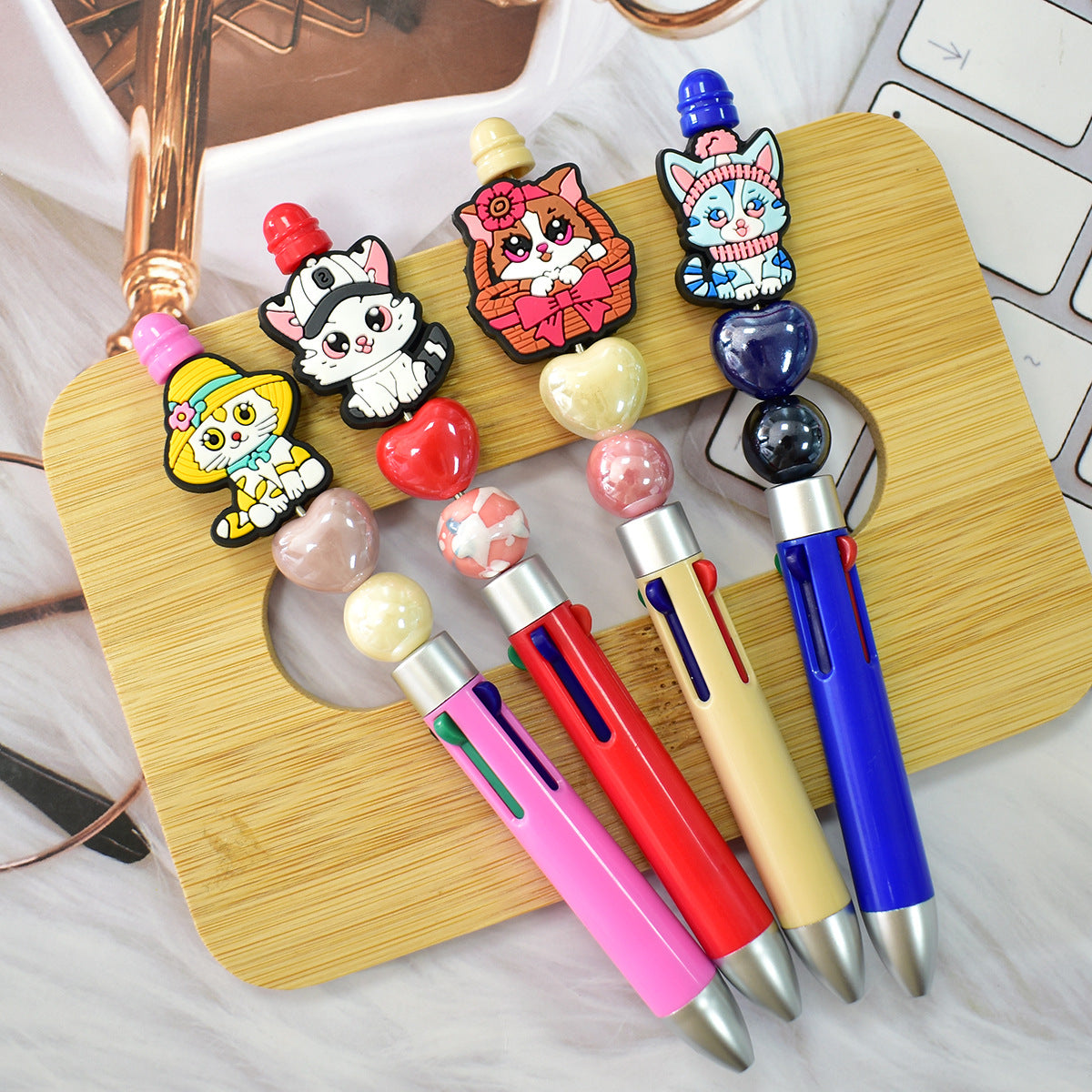 Wholesale Random 100pcs/pack Cute Cat Series DIY Beaded Charcoal